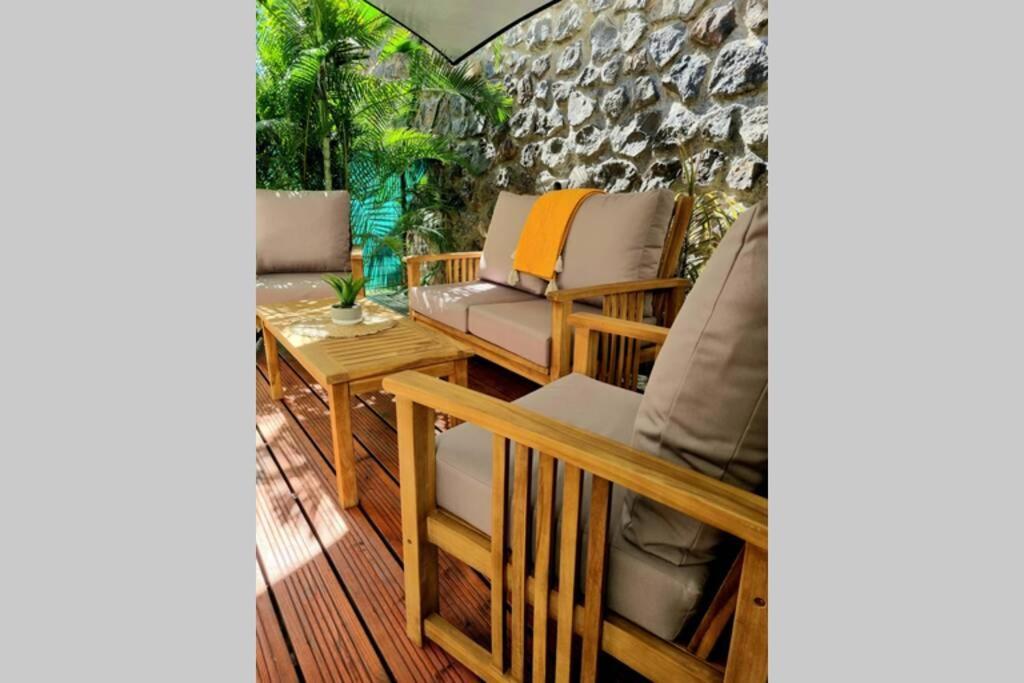 L'Instant Evasion, Studio Avec Terrasse, Piscine ! Saint-Gilles-les Bains Kültér fotó