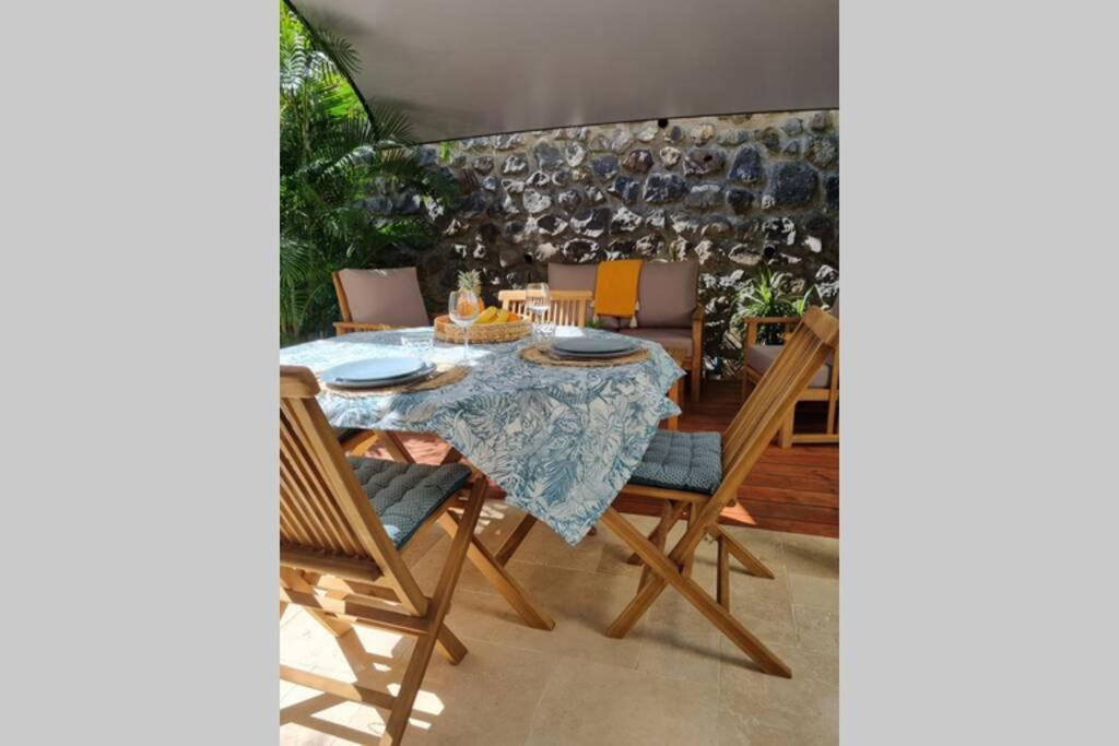 L'Instant Evasion, Studio Avec Terrasse, Piscine ! Saint-Gilles-les Bains Kültér fotó
